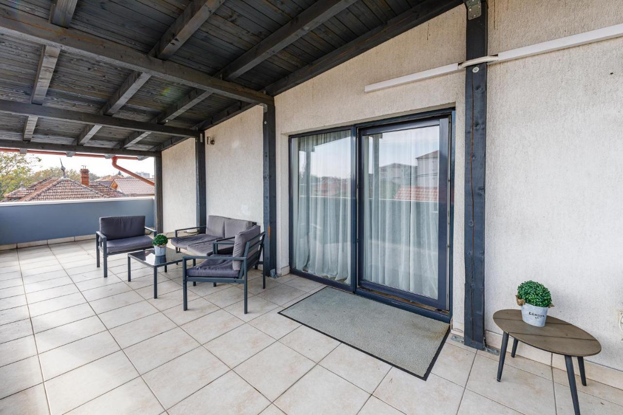 Apartament De Lux Cu Terasa Daire Temeşvar Dış mekan fotoğraf